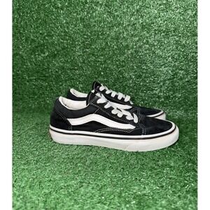 Vans Old Skool Kid Size 1 Black White Casual Comfort Skate Shoe Walking Sneakers